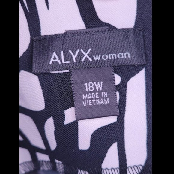 Alyx dress, cream with black pattern - Picture 3 of 7